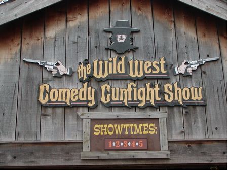 Wild West Comedy Gunfight Show photo, from ThemeParkInsider.com